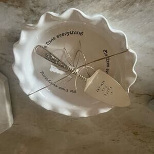 Mud Pie pie plate dish and server NEW